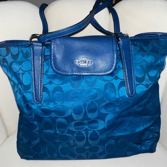 Coach Blue Signature Tote Bag - Picture 4 of 9